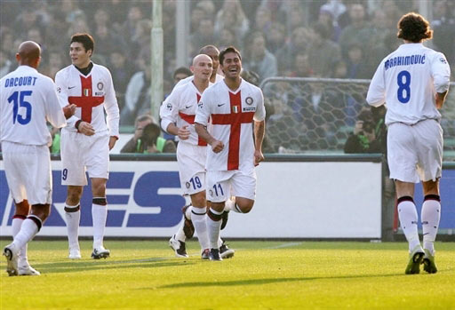 罗马诺：由于铃木彩艳受伤，帕尔马将评估自由市场上的门将（罗马诺：铃木彩艳伤停，帕尔马将从自由市场物色门将）