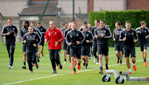 意媒：铃木彩艳可能因为手部骨折缺阵三个月，明年2至3月复出（意媒称铃木彩艳手部骨折，恐缺阵三个月，预计明年2至3月复出）