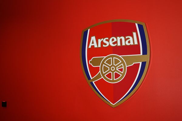 世体：布鲁日主场可容纳近30000人，巴萨将有1300名球迷助威（世体：布鲁日主场容量近3万，巴萨将有1300名球迷到场助威）