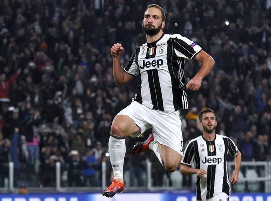 斯科尔斯：梅努需要离开 不理解俱乐部允许阿莫林这样对待他（斯科尔斯：梅努该走了，难以理解俱乐部纵容阿莫林如此对他）