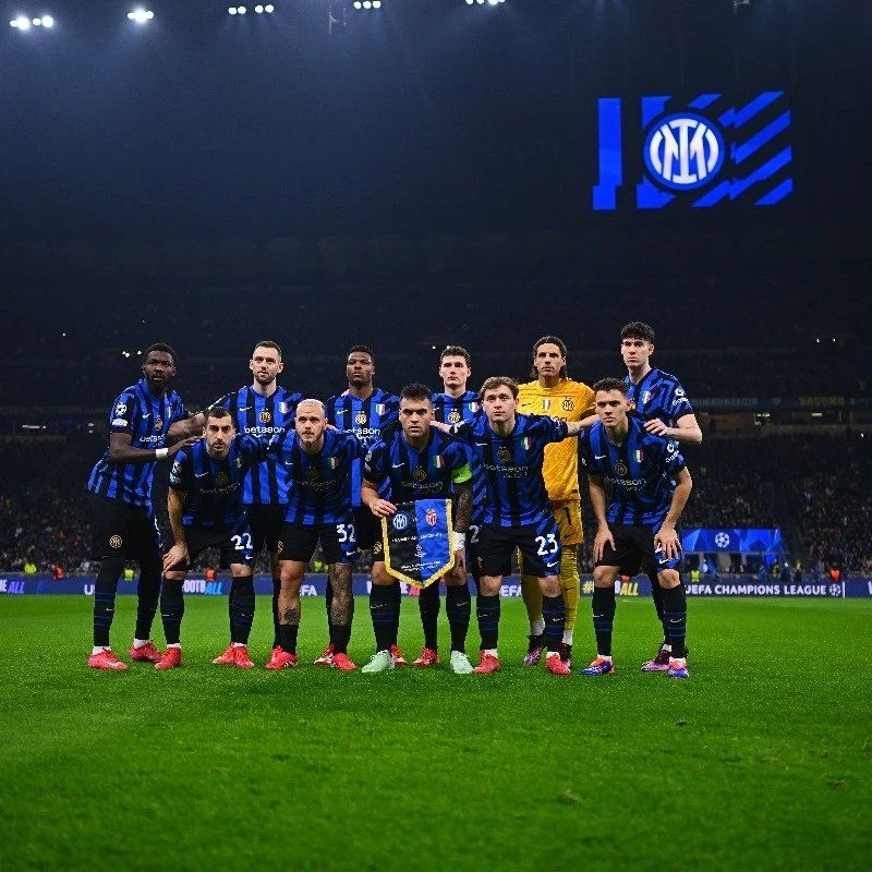 青岛西海岸总经理：郑智确实是球队新任主帅候选人之一（青岛西海岸总经理确认：郑智进入新任主帅候选行列）