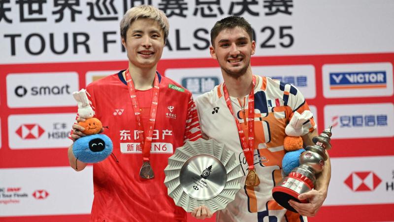 布达佩斯Major：依旧地狱归来？FaZe横扫PUA晋级八强（布达佩斯Major：FaZe横扫PUA进八强，“地狱归来”仍在上演？）