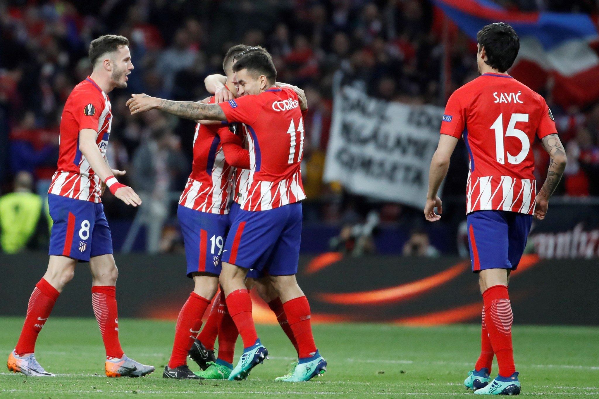 如果这些足球运动员出生于香港②（假如这些足球运动员都出生在香港②）