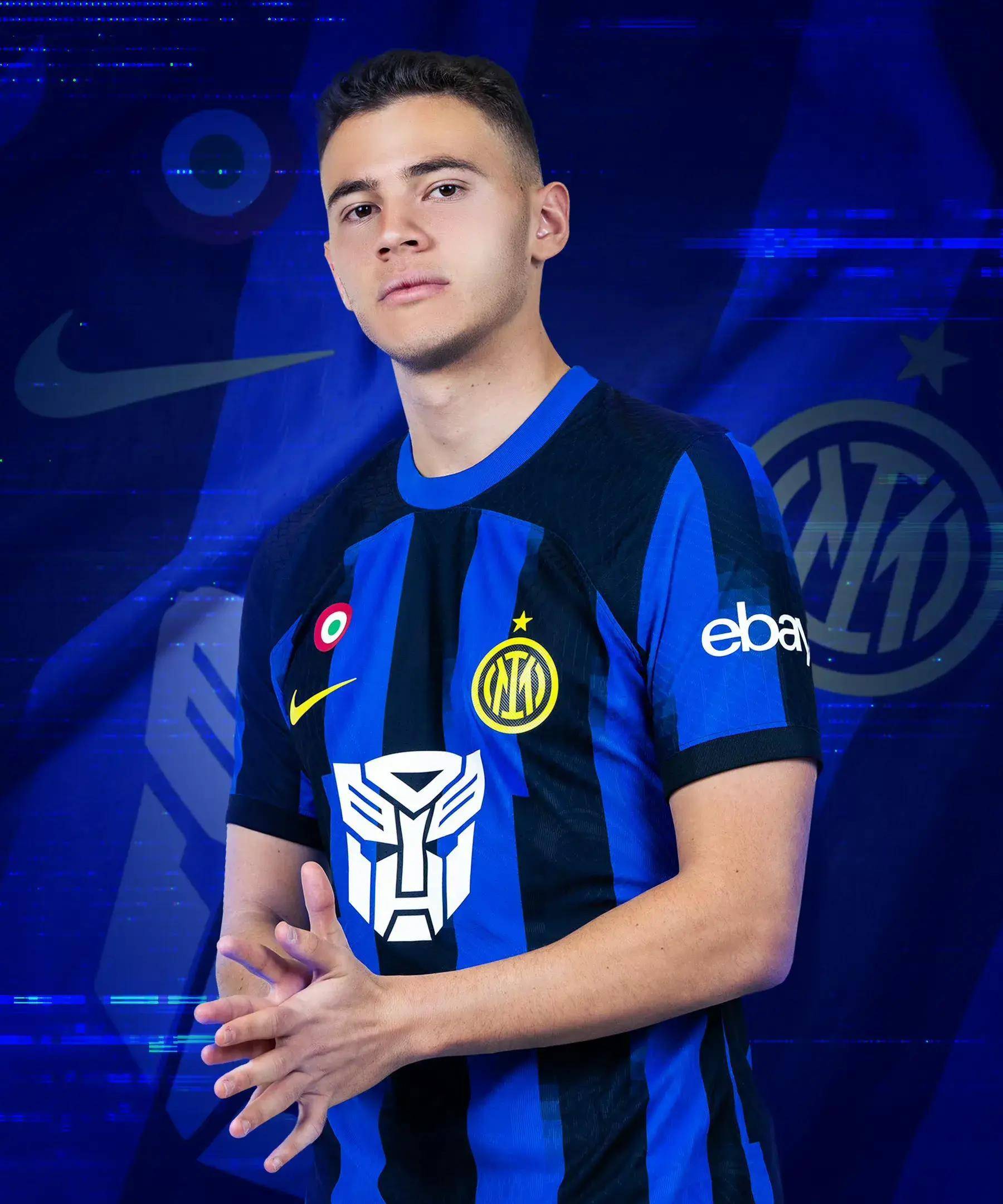 这队的三线联动太丝滑（这队三线配合行云流水）